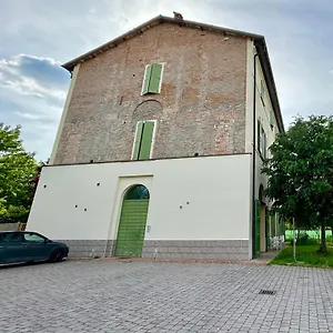 Intero Con Giardino In Palazzo Del 1600 Campogalliano